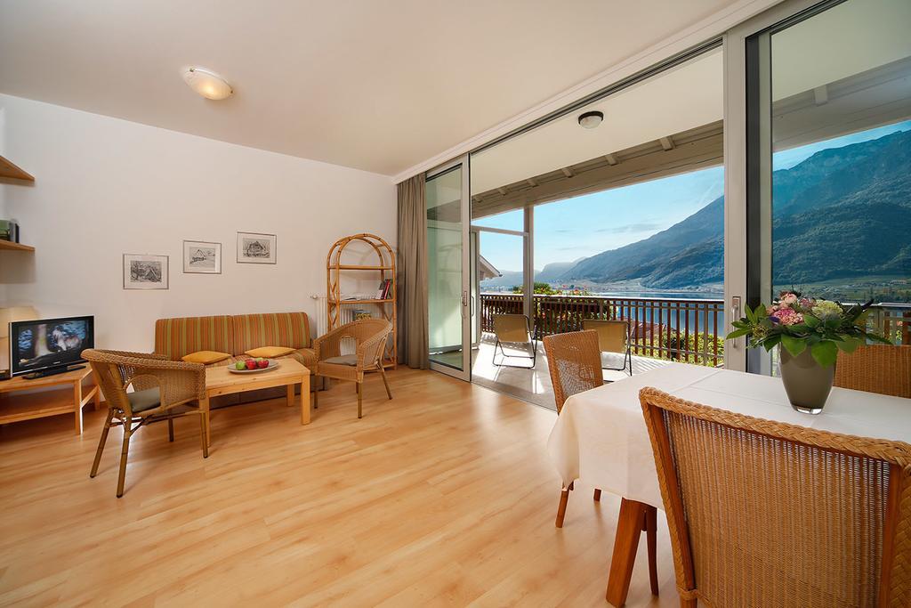 Residence Haus Kalterersee Caldaro Room photo
