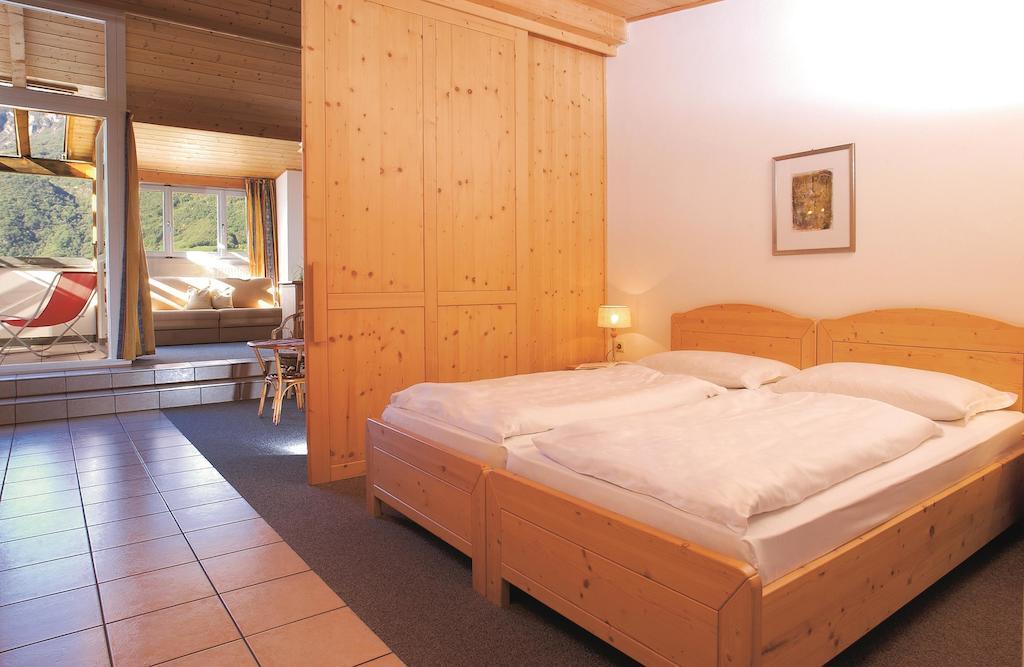 Residence Haus Kalterersee Caldaro Room photo