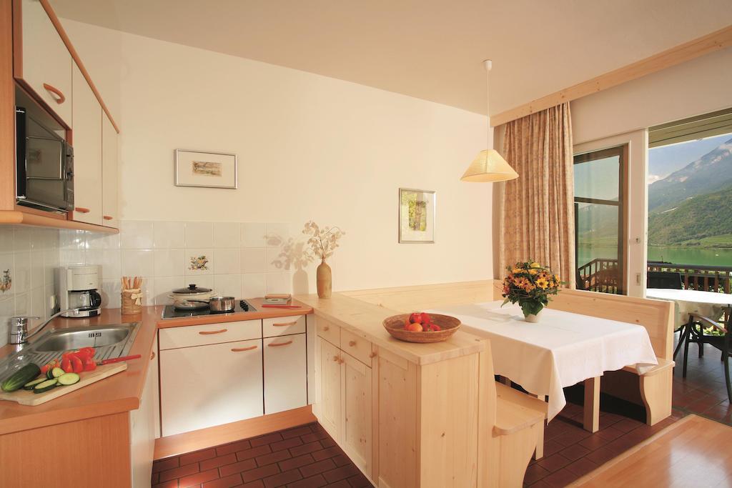 Residence Haus Kalterersee Caldaro Room photo